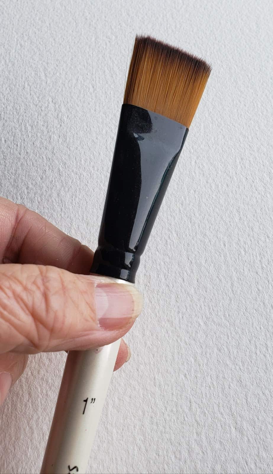 3 Best Brushes for Acrylic Painting Reviewed in 2023 (MUST READ!)