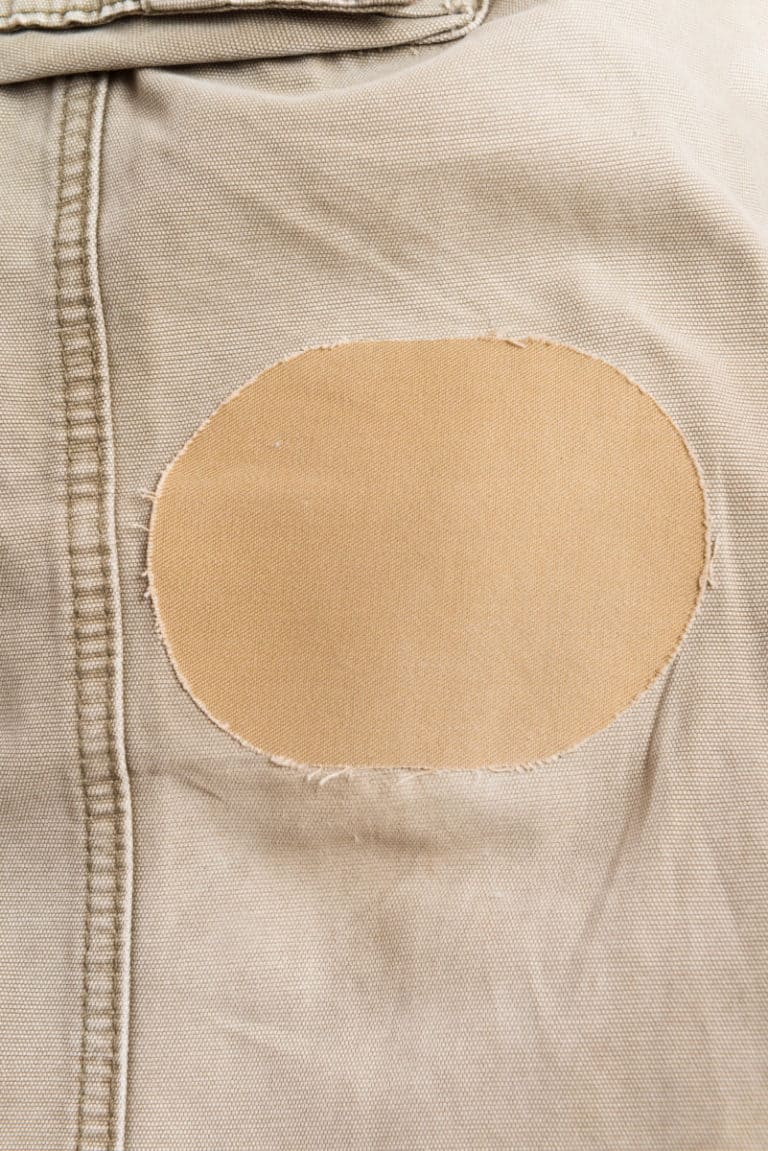 15 Best Fabric Glue For Patches Reviews (2023)